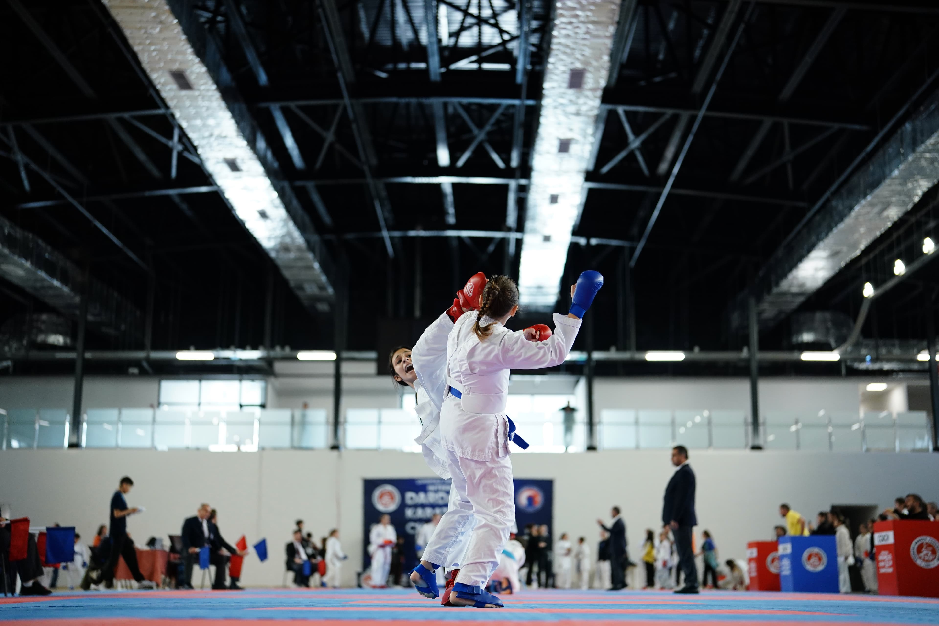 Close kumite exchange between two athletes, Dardanelles Cup 2025
