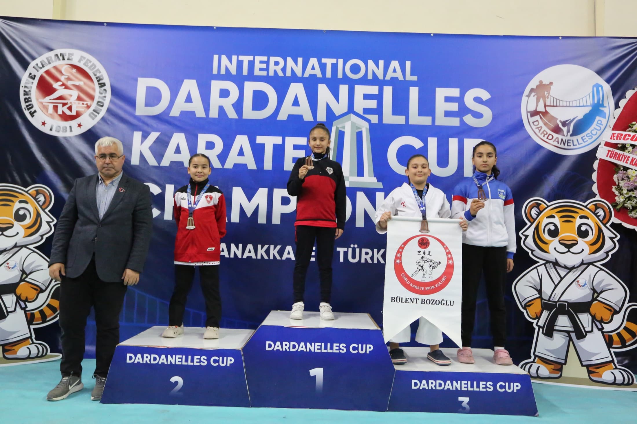 Podium ceremony with Türkiye Karate Federasyonu officials