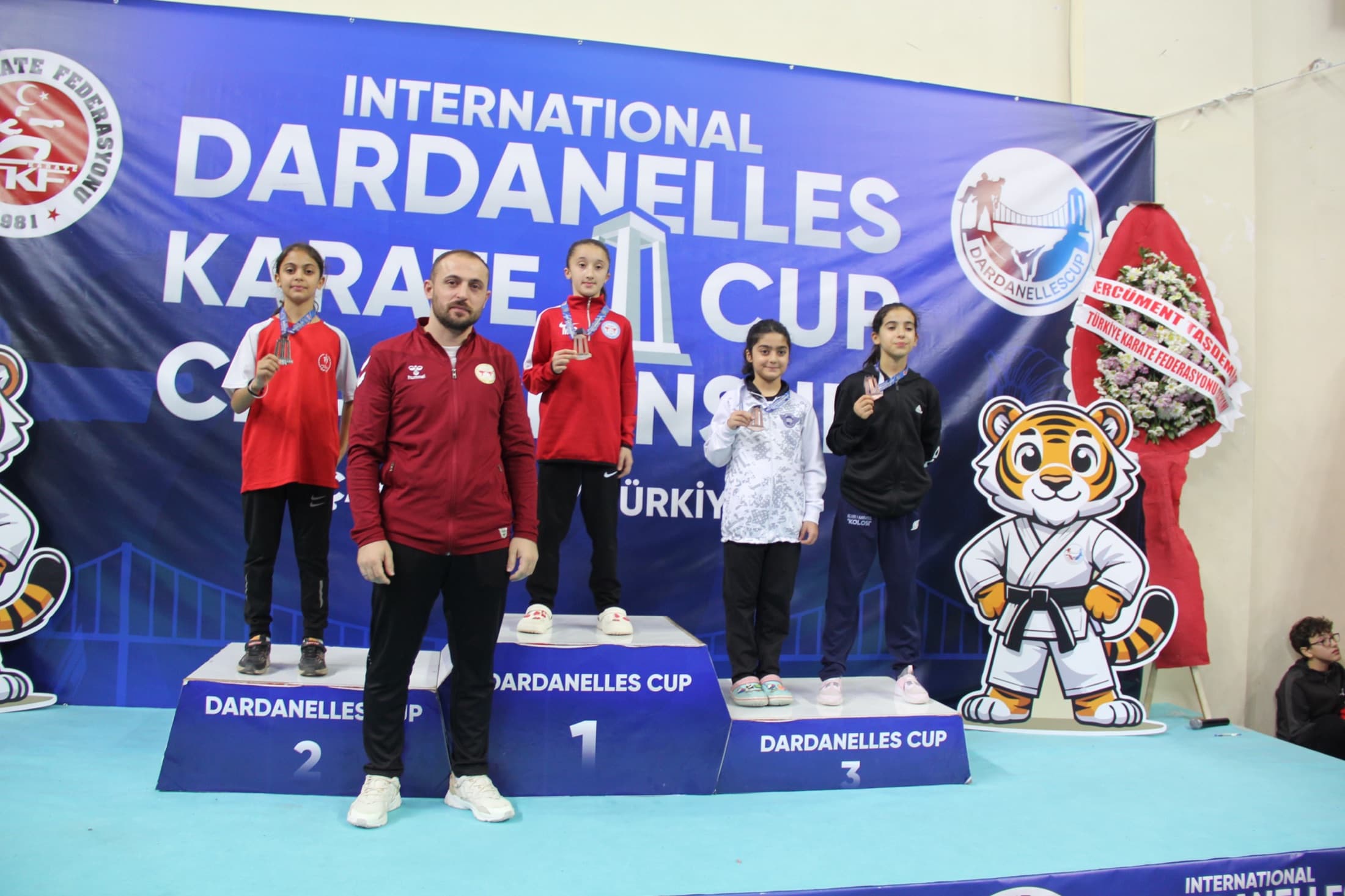 Award presentation, Dardanelles Cup Çanakkale